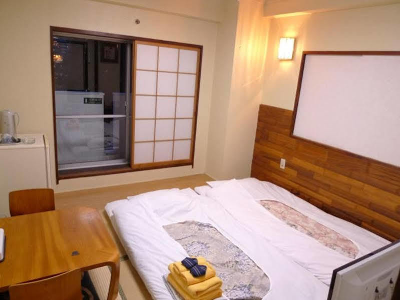 Outlet Hotel Uenoekimae Токио Экстерьер фото